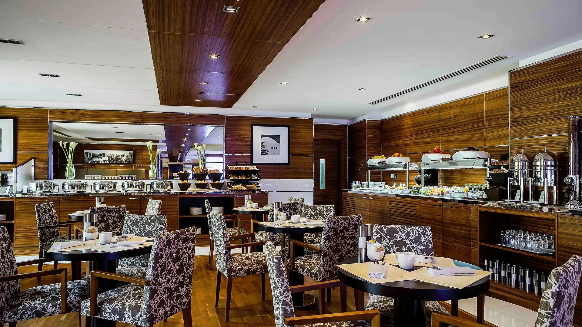 ****  Hilton Dubai The Walk Hotel United Arab Emirates