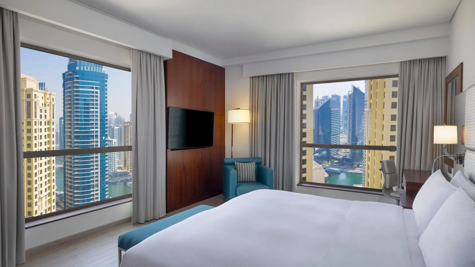 ****  Hilton Dubai The Walk Hotel United Arab Emirates