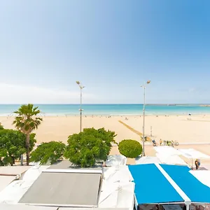 https://apartamento-estudio-acuario-frente-mar.es-andalucia.com