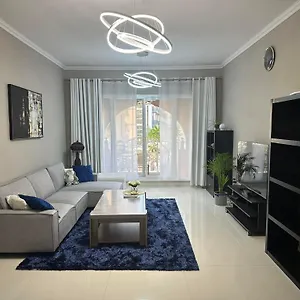 Apartment Spacious Jvc Apartment: Family-friendly With Pool & Wellness Amenities