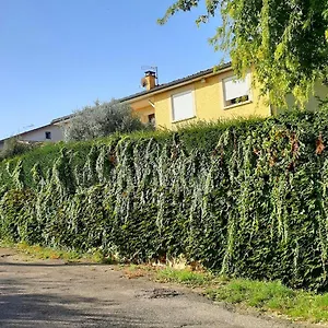 Ma Maison Fleurie Proche Aeroport Lyon St Exupery, Ldlc Arena, Groupama Stadium,eurexpo Apartment Janneyrias