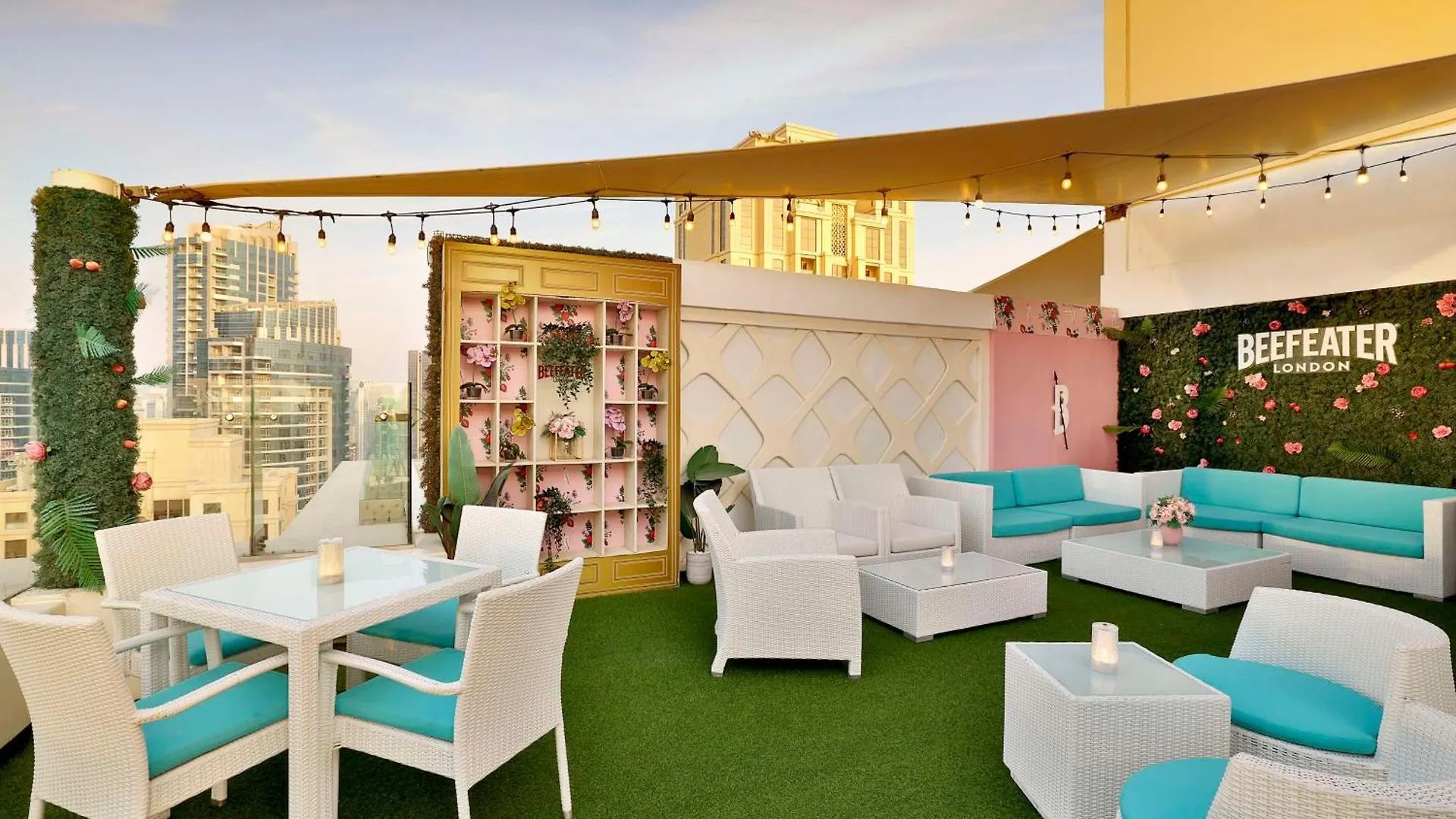 Hilton Dubai The Walk Hotell 4*,